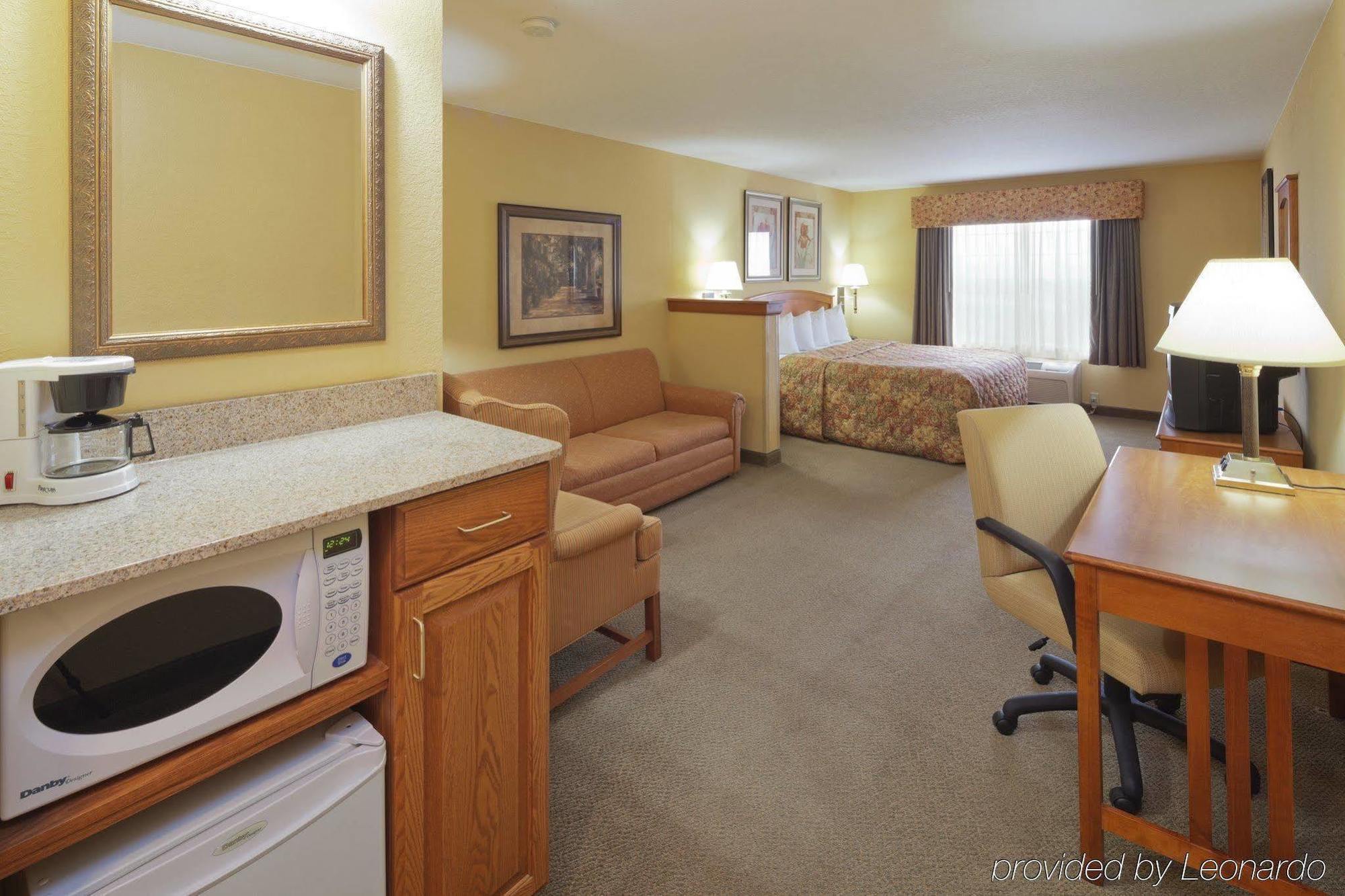 Country Inn & Suites By Radisson, Green Bay East, Wi Экстерьер фото